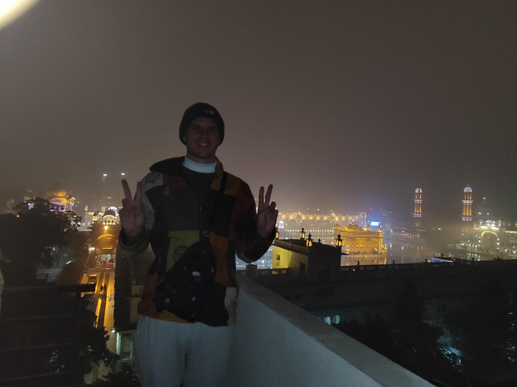 4N Homestay- Golden Temple View Amritsar Bagian luar foto